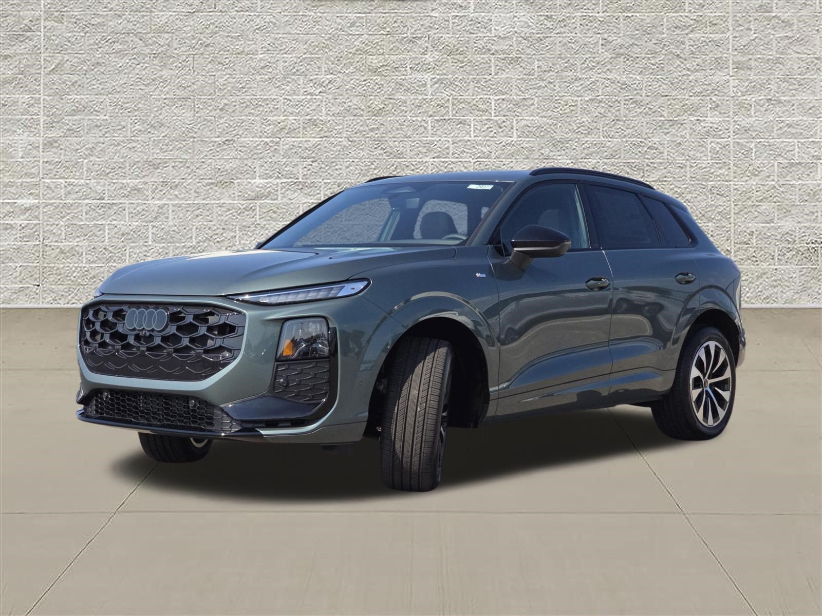 New 2026 Audi Q3 quattro 2.0T AWD/4WD image 3