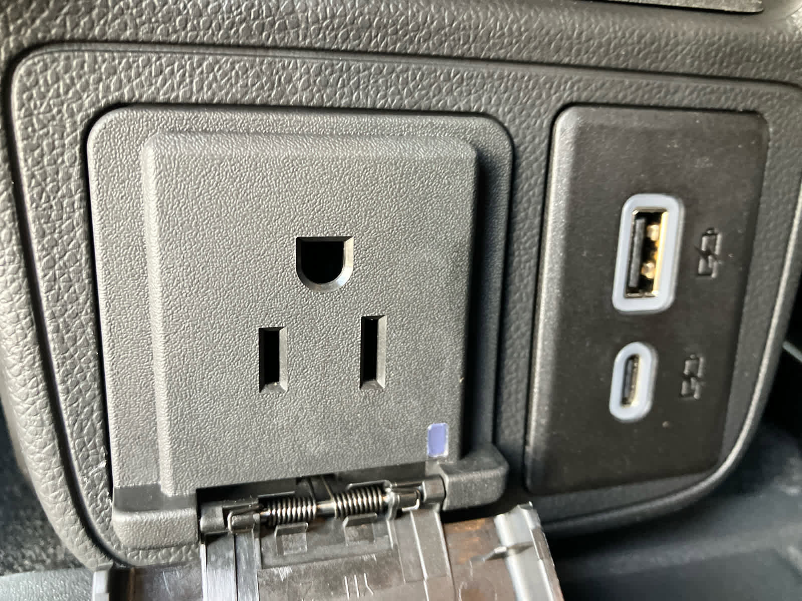 New 2026 Chevrolet TrailBlazer RS w/ Convenience Package image 36