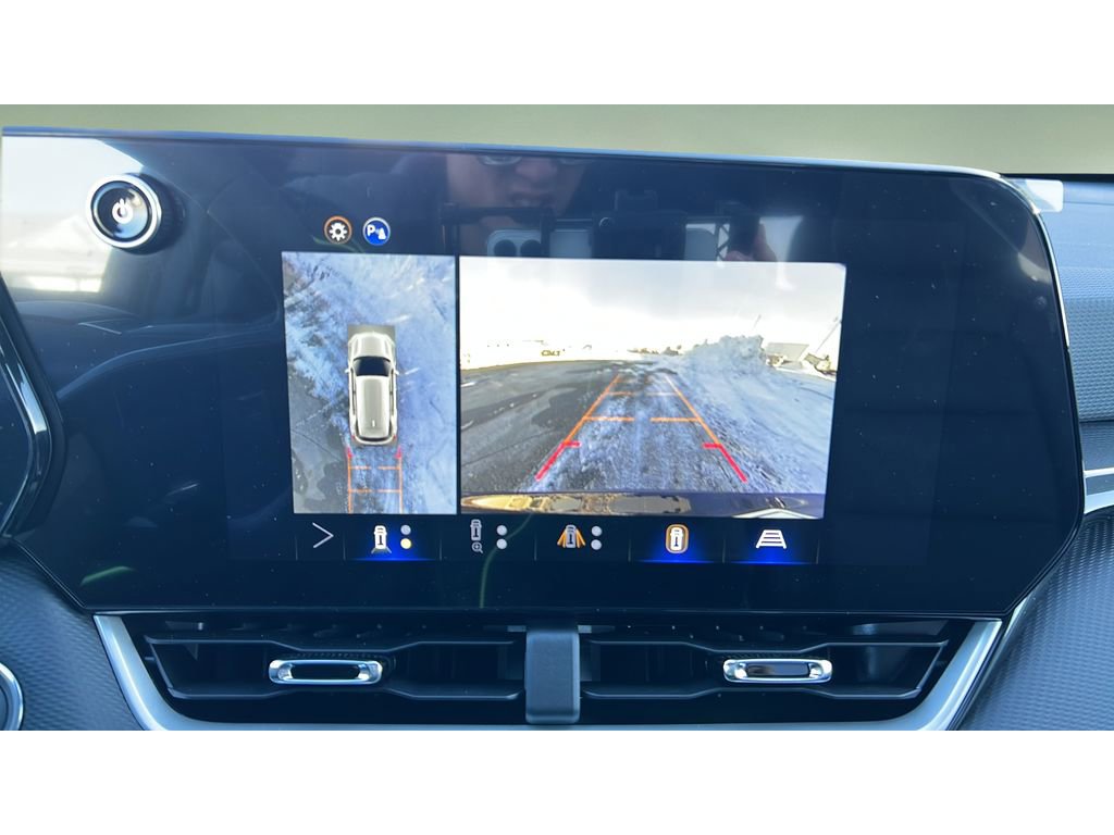 New 2026 Chevrolet Equinox LT w/ Convenience Package II image 19