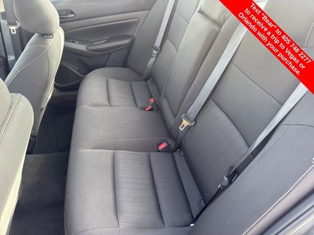 Used 2025 Nissan Altima 2.5 SV image 10