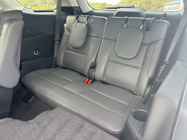 New 2025 Ford Explorer Active image 14