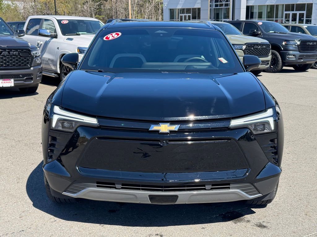 Used 2025 Chevrolet Blazer EV LT image 10