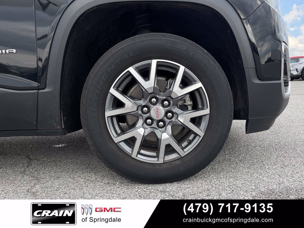 Used 2023 GMC Acadia SLT FWD image 32