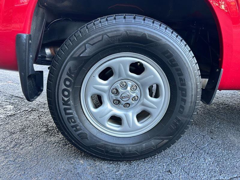 Used 2022 Nissan Frontier S w/ Technology Package RWD image 13