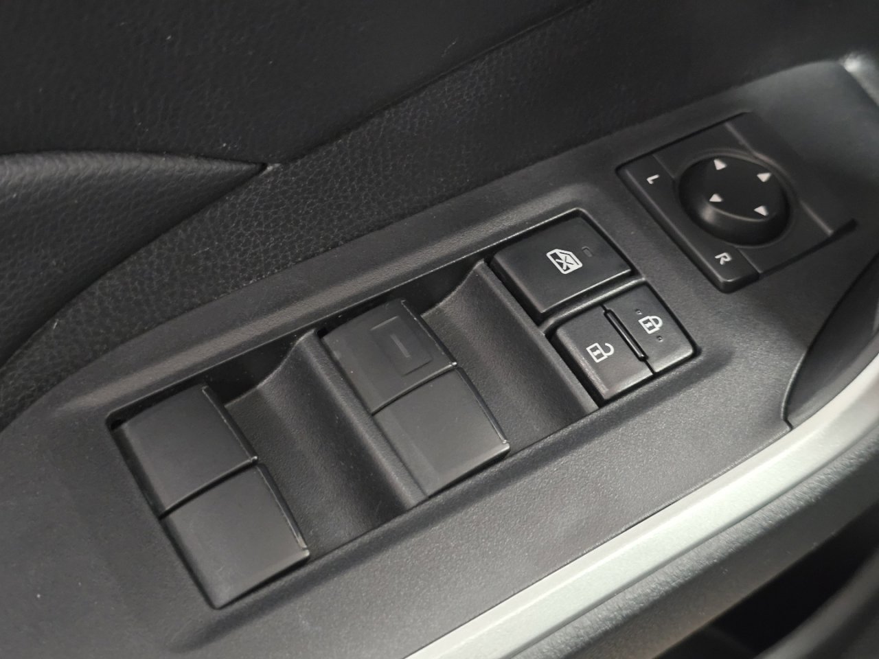 Certified 2024 Toyota RAV4 LE image 23