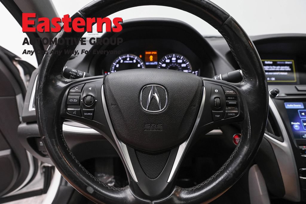 Used 2017 Acura TLX FWD image 10