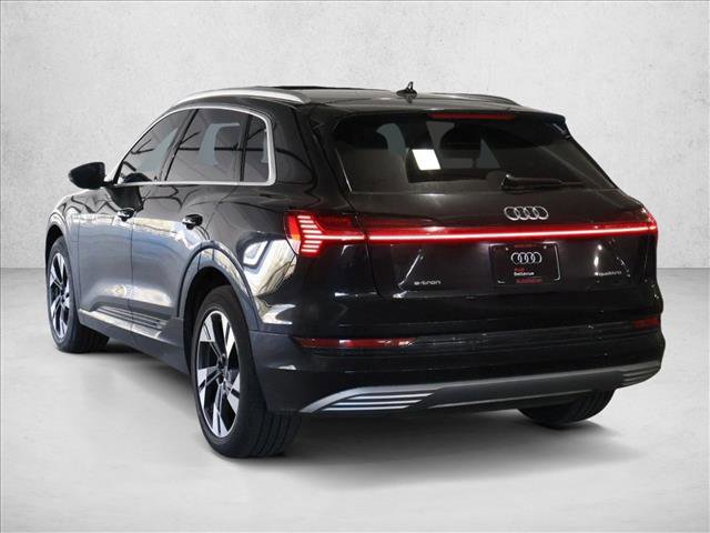 Used 2023 Audi e-tron Premium Plus w/ Premium Plus Package image 7
