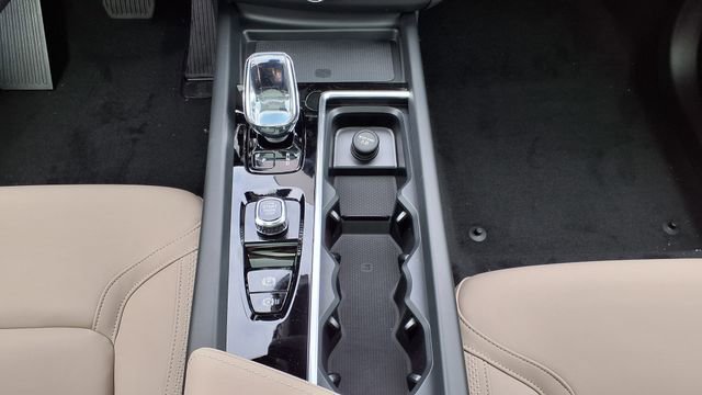 New 2026 Volvo XC60 B5 Core image 25