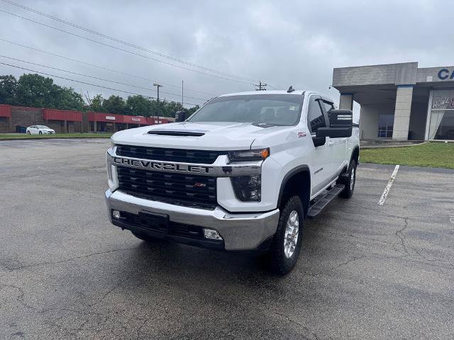 Used 2023 Chevrolet Silverado 2500 LT w/ Convenience Package AWD/4WD image 3