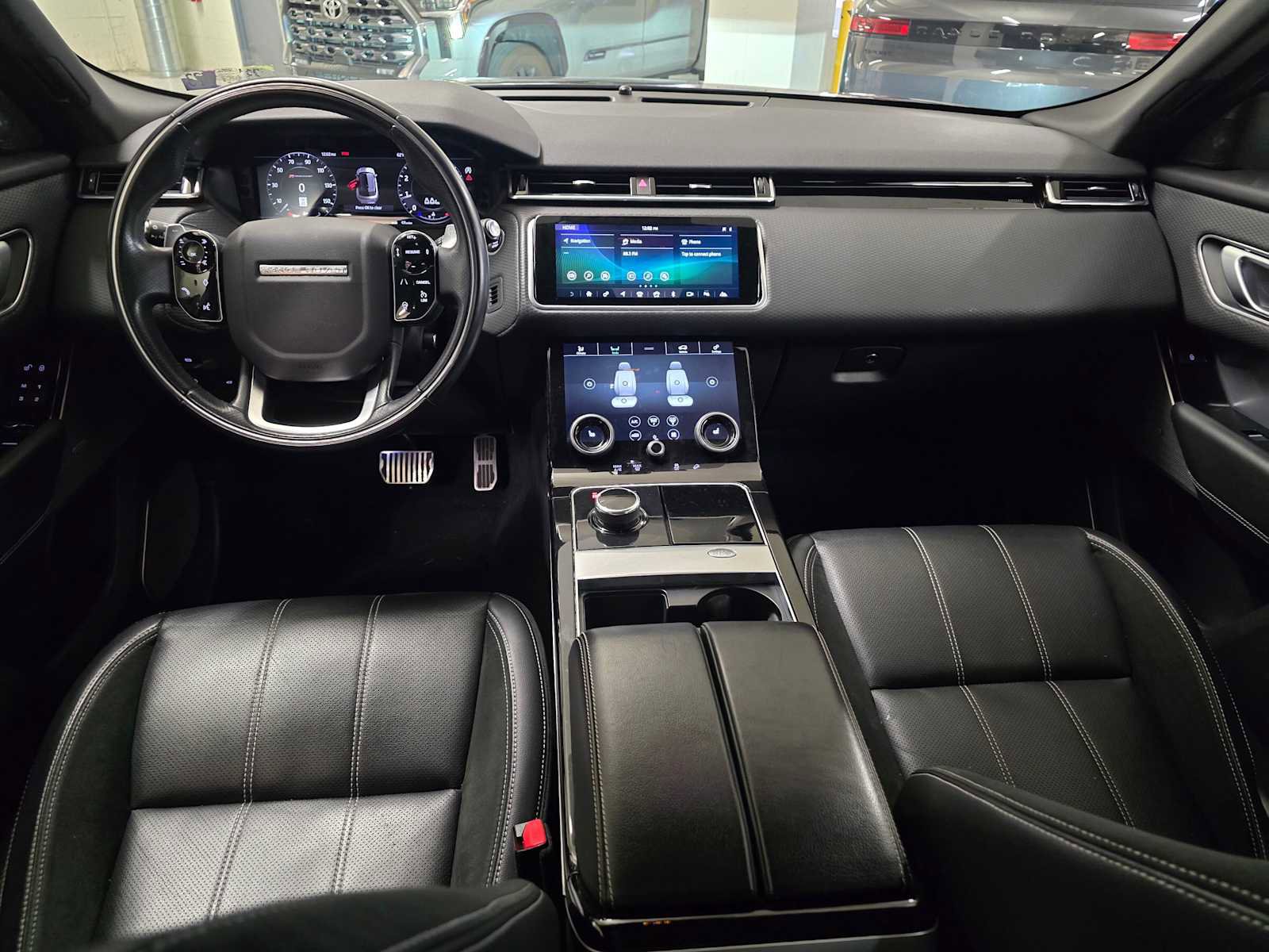 Used 2020 Land Rover Range Rover Velar R-Dynamic S image 21