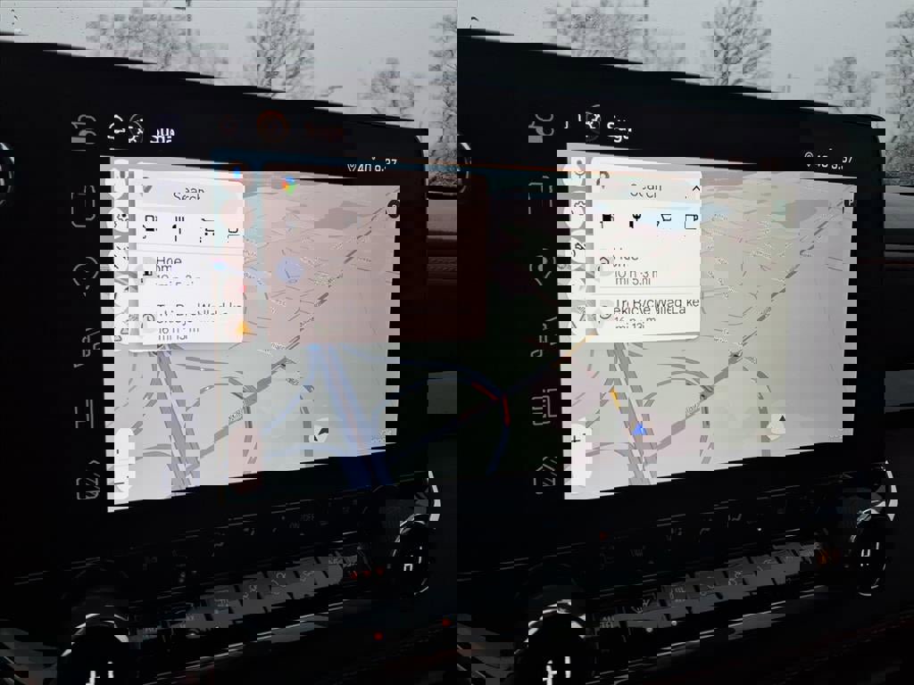 Used 2025 Chevrolet Colorado Z71 w/ Technology Package image 18