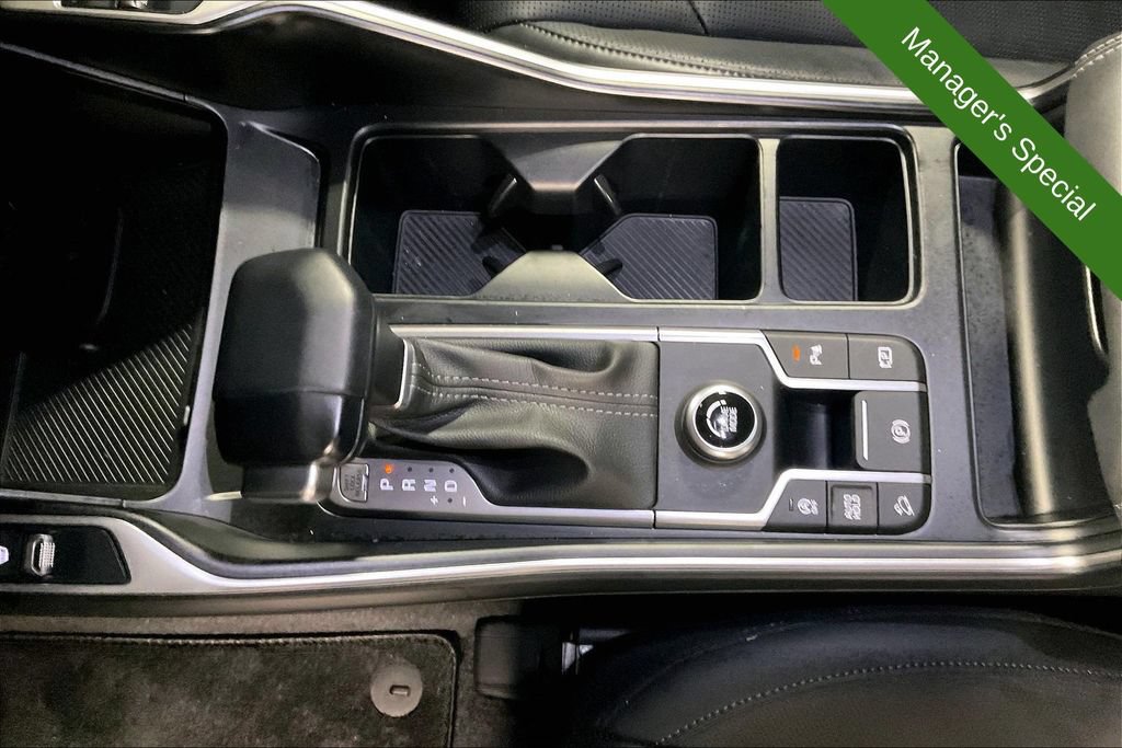 Used 2025 Kia Sorento EX w/ Panoramic Sunroof Package FWD image 17