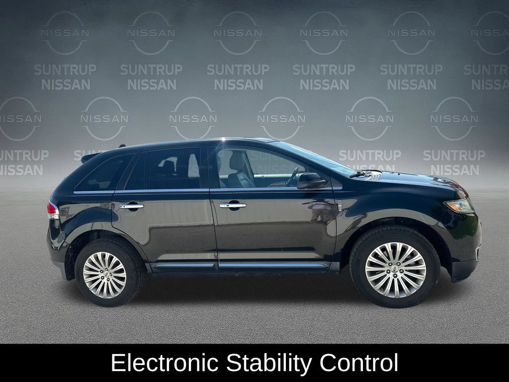 Used 2013 Lincoln MKX FWD w/ Wood Pkg image 7