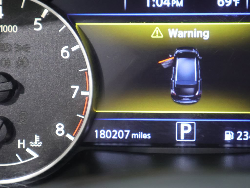 Used 2018 Nissan Murano SV AWD/4WD image 36