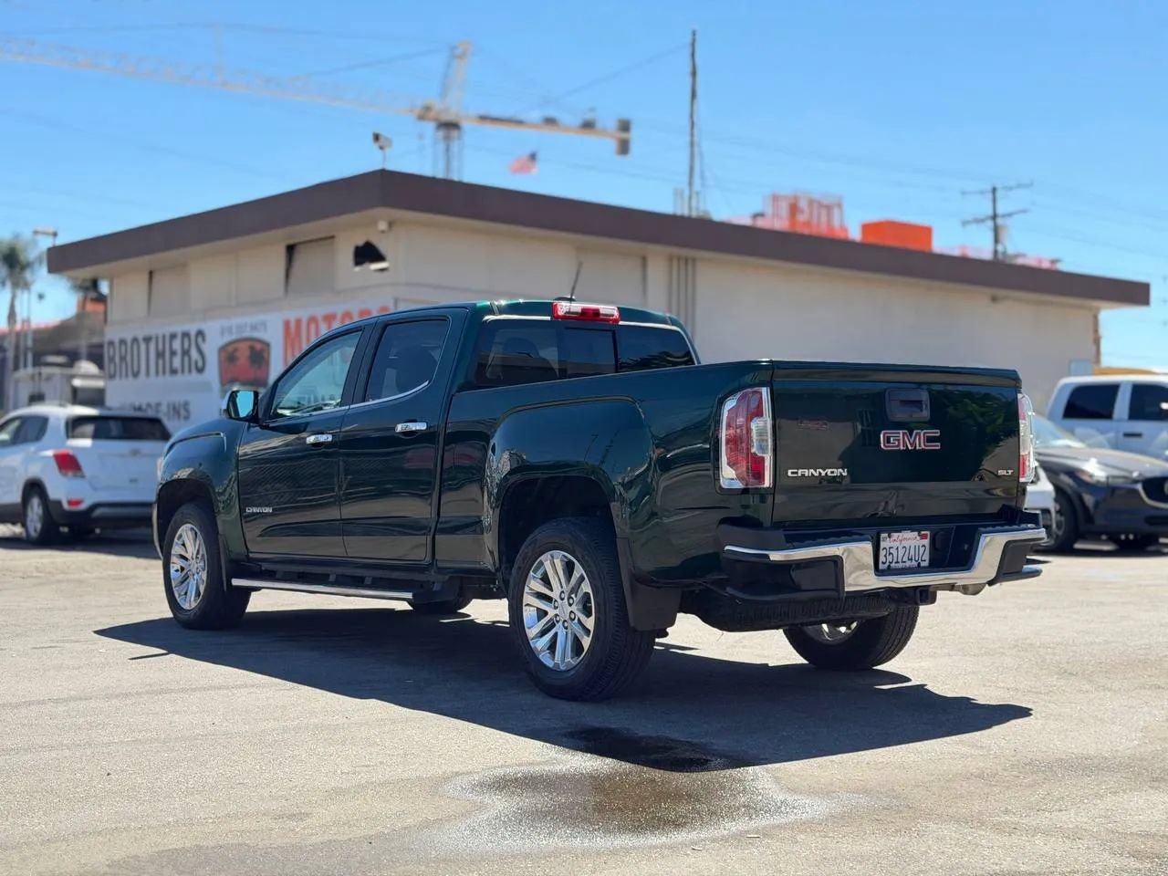 Used 2016 GMC Canyon SLT w/ LPO, Gearon Bar Package RWD image 10