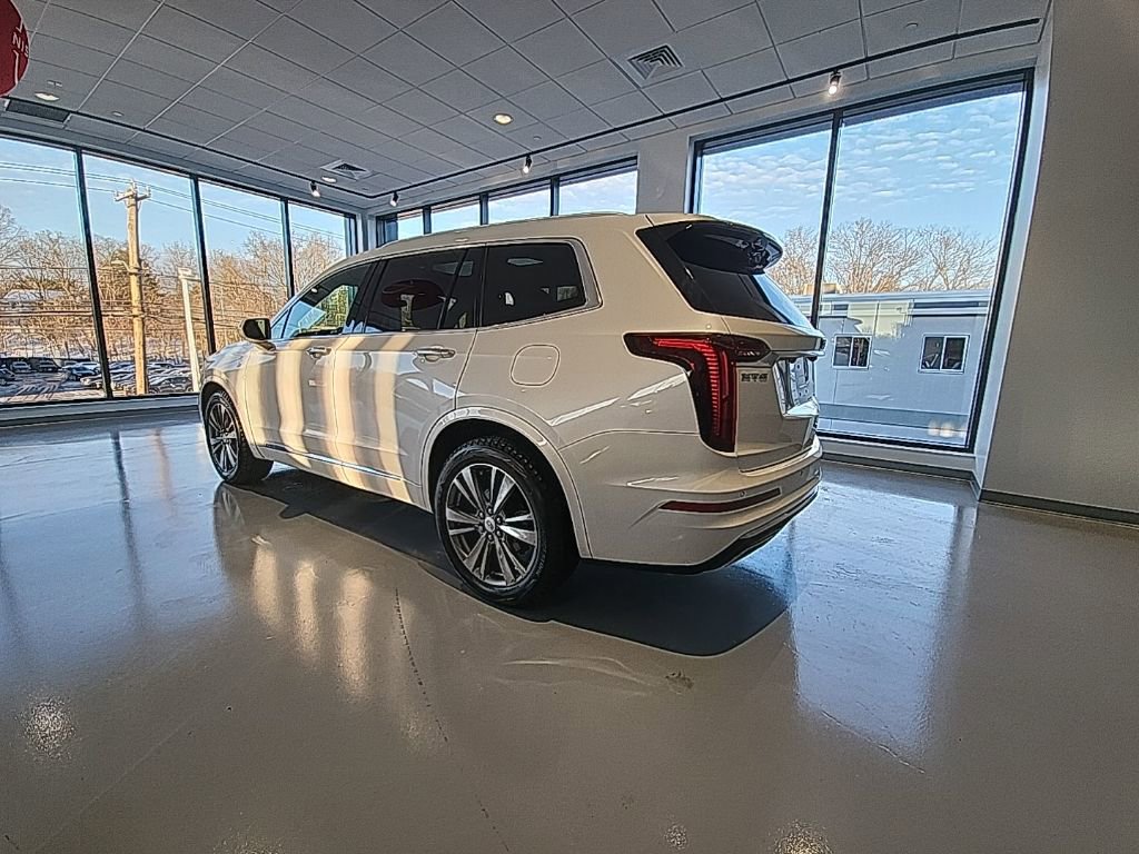 Used 2020 Cadillac XT6 Premium Luxury image 4
