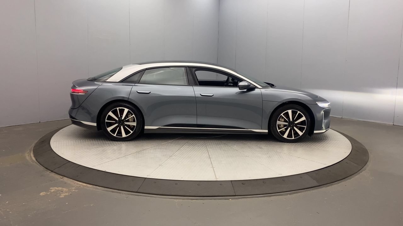 Used 2024 Lucid Air Touring AWD/4WD image 6