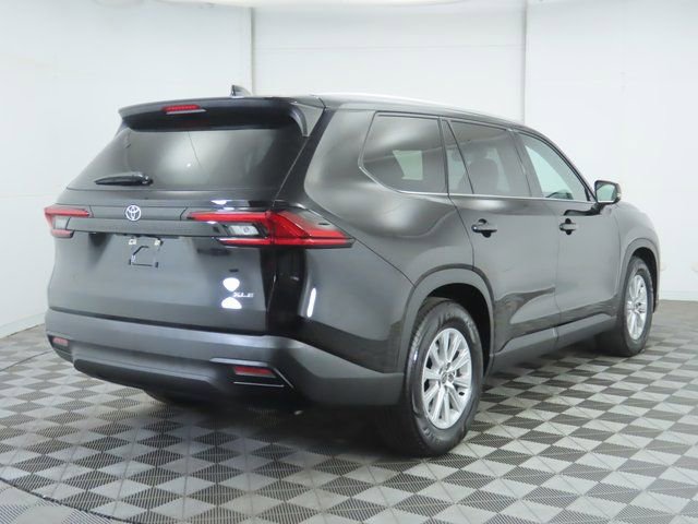Used 2025 Toyota Grand Highlander FWD image 5