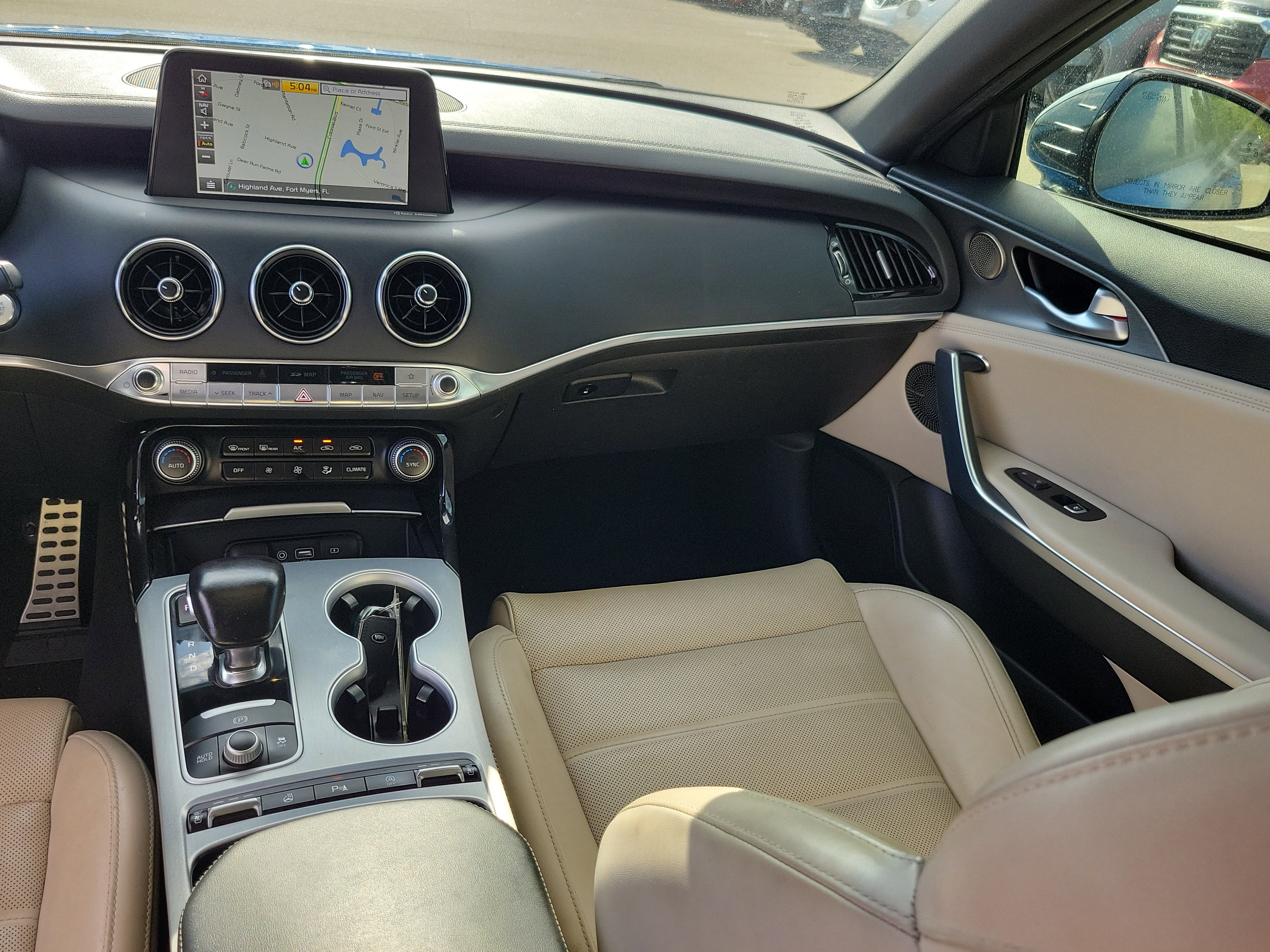 Used 2018 Kia Stinger GT2 image 21