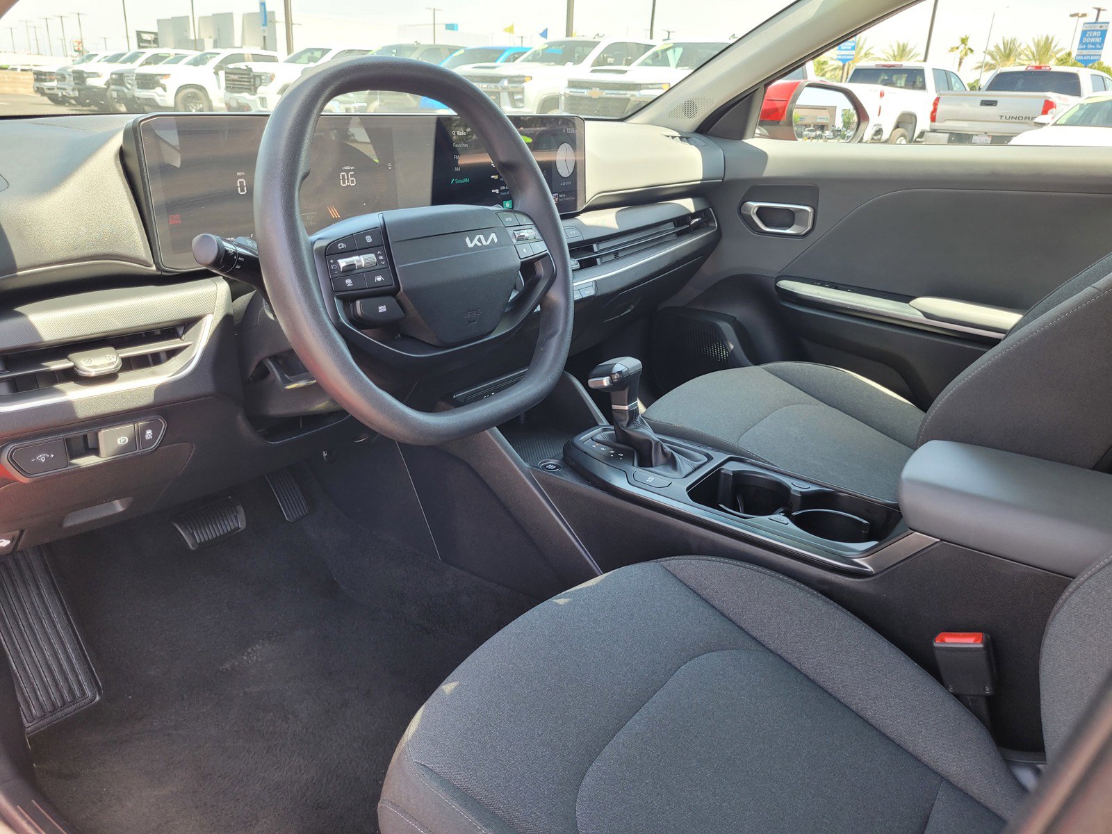 Used 2025 Kia K4 LXS FWD image 9