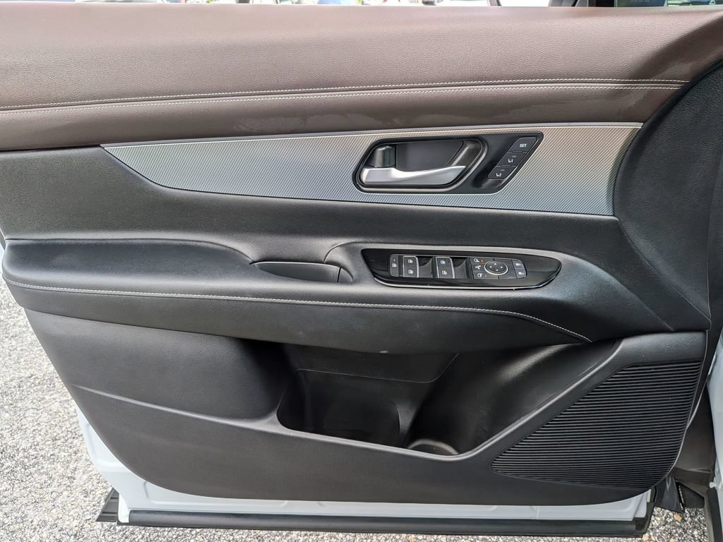 Certified 2025 Nissan Murano Platinum AWD/4WD image 33