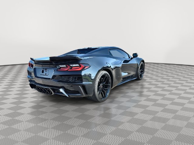 Used 2026 Chevrolet Corvette Z06 w/ Stealth Interior Trim Package RWD image 7