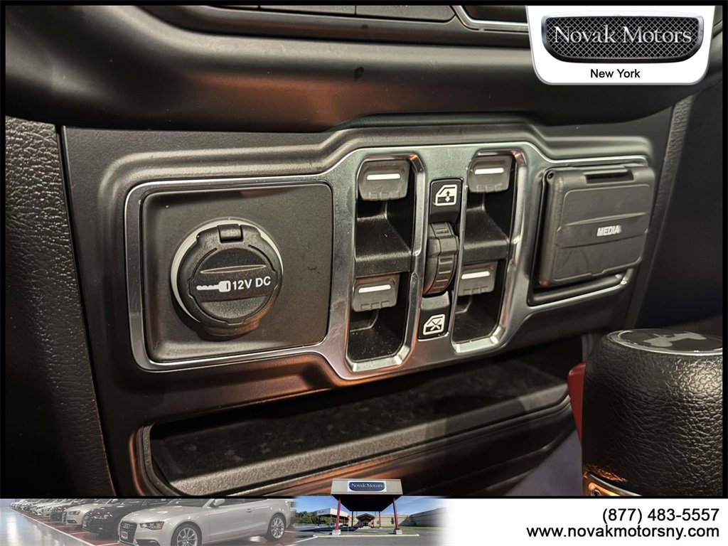 Used 2021 Jeep Wrangler Unlimited Sport image 23