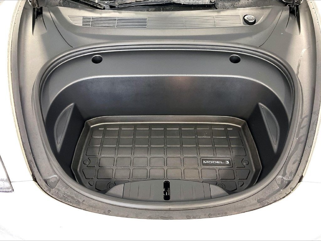 Used 2022 Tesla Model 3 Long Range AWD/4WD image 29