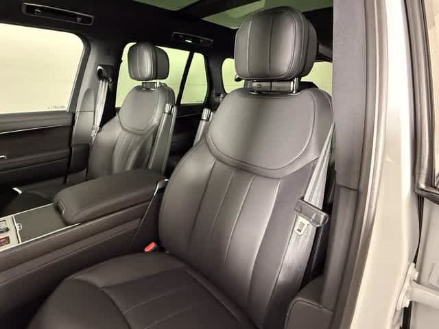 New 2027 Land Rover Range Rover SE AWD/4WD image 6