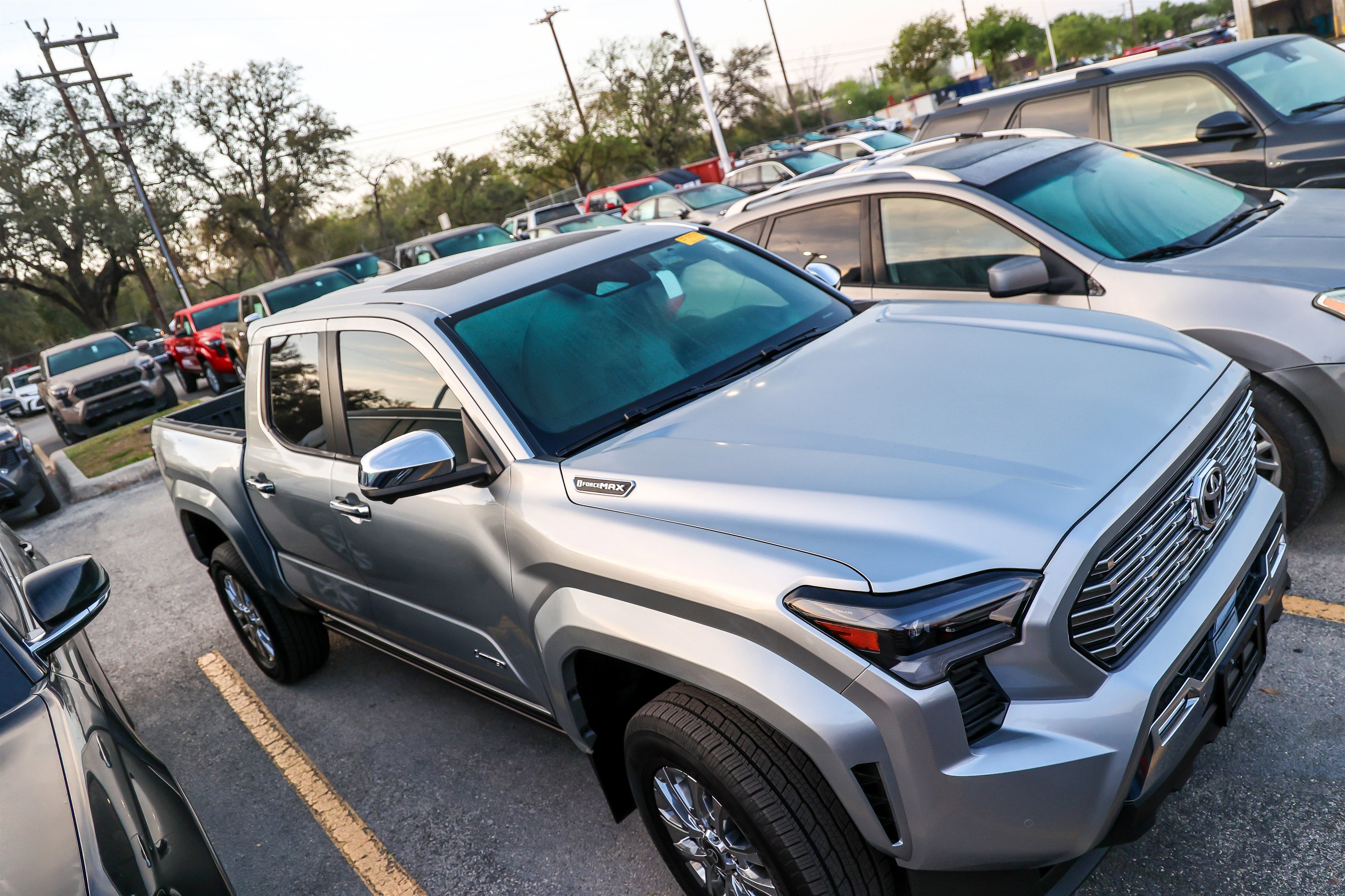 Used 2026 Toyota Tacoma Limited image 6