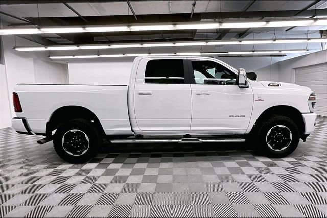 Used 2026 RAM 2500 Laramie AWD/4WD image 15