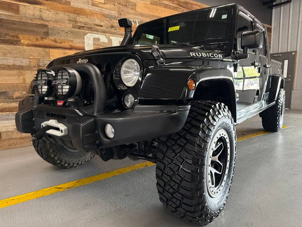 Used 2016 Jeep Wrangler Unlimited Rubicon w/ Connectivity Group AWD/4WD image 15