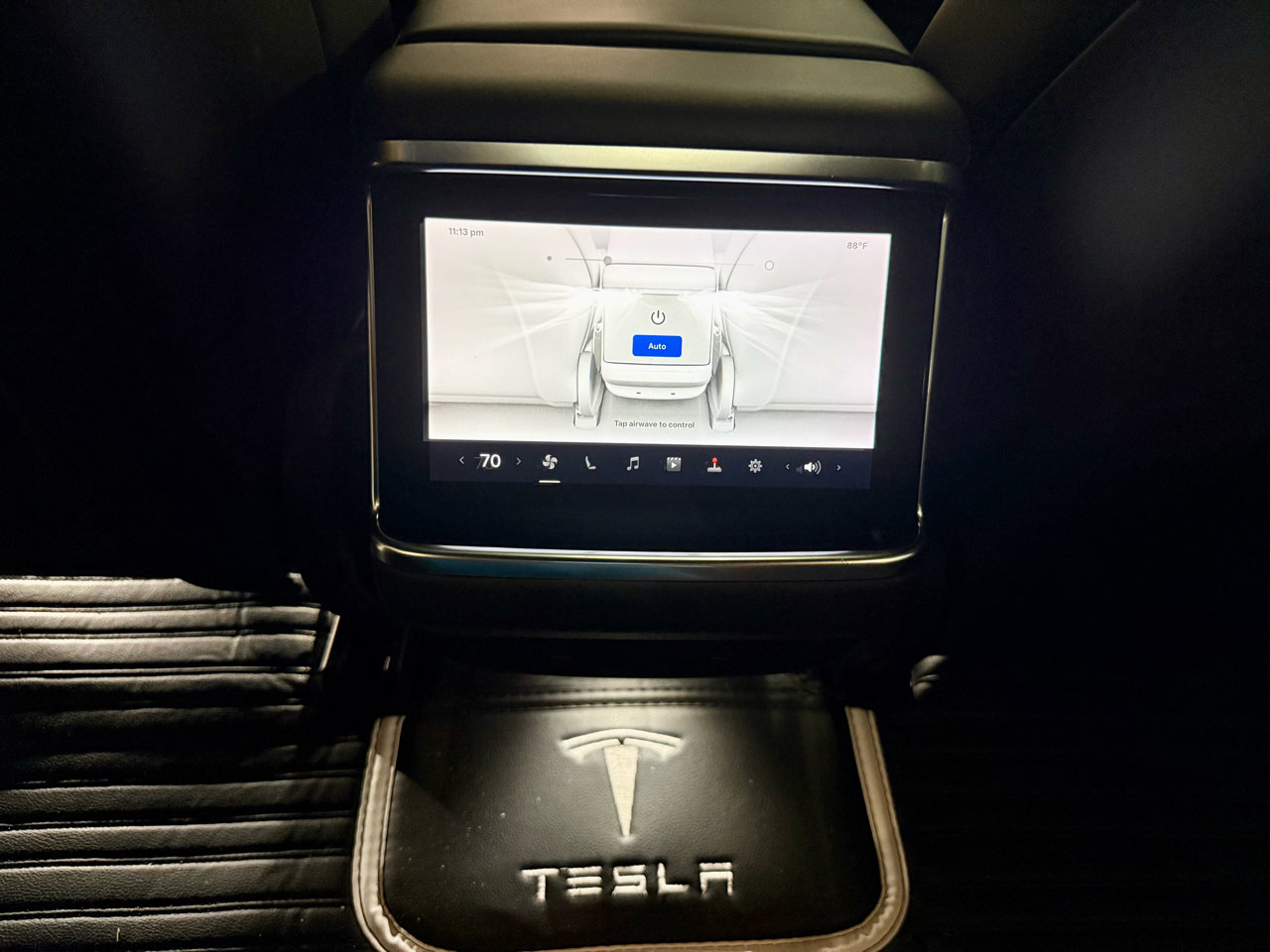 Used 2021 Tesla Model S Plaid image 25