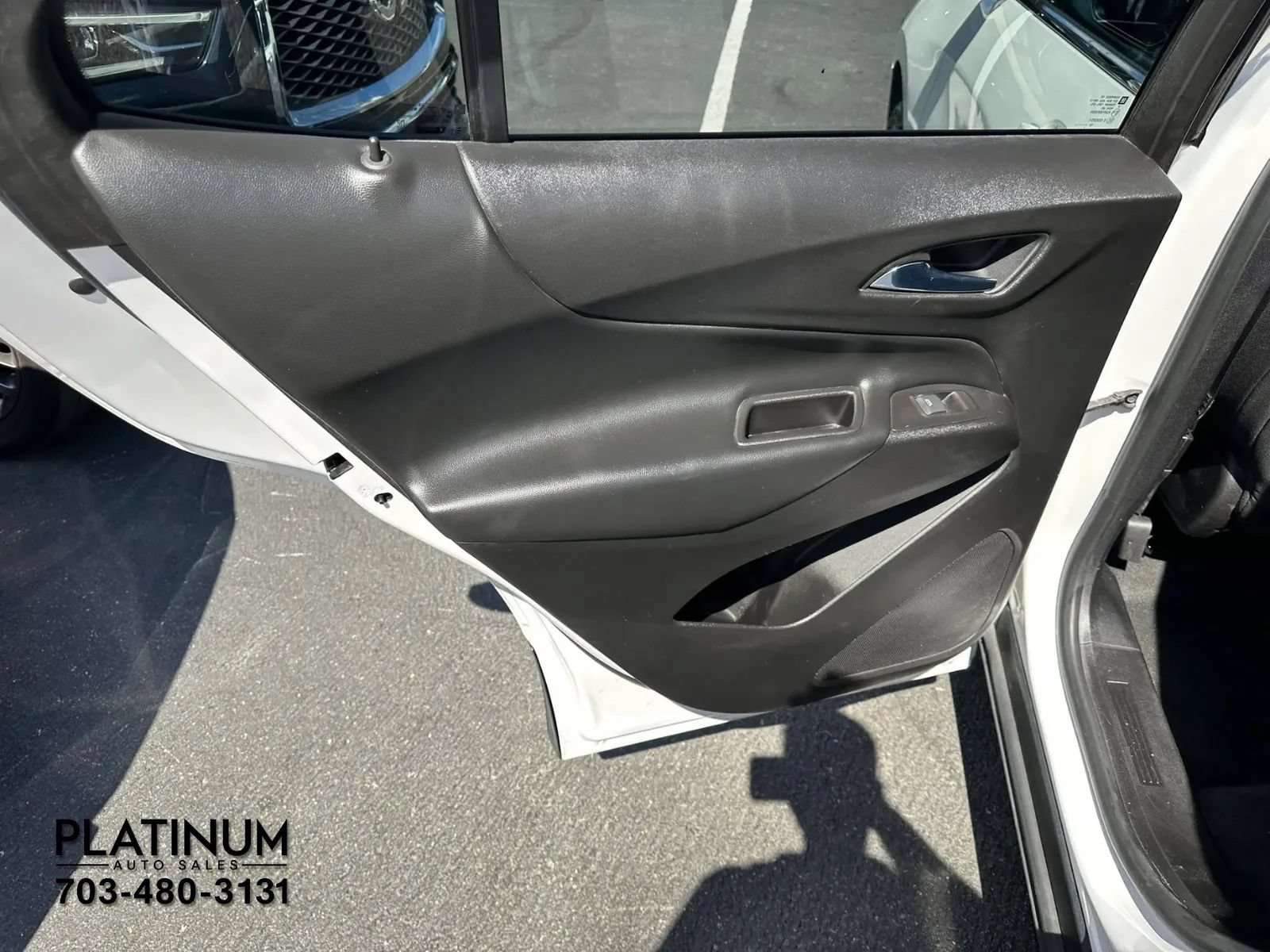 Used 2019 Chevrolet Equinox LT FWD image 18