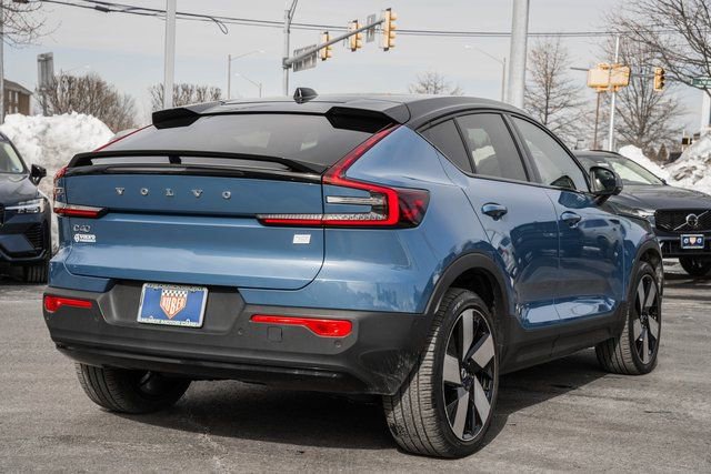 Used 2022 Volvo C40 P8 Recharge Ultimate image 5