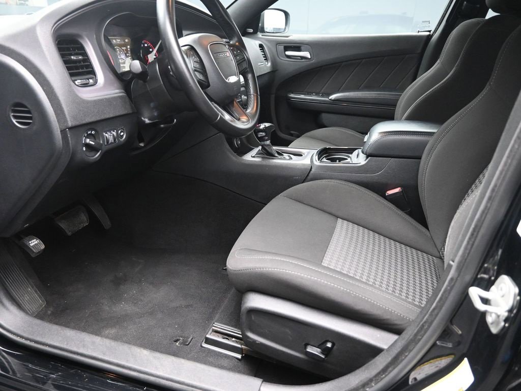 Used 2023 Dodge Charger GT w/ Blacktop Package image 17