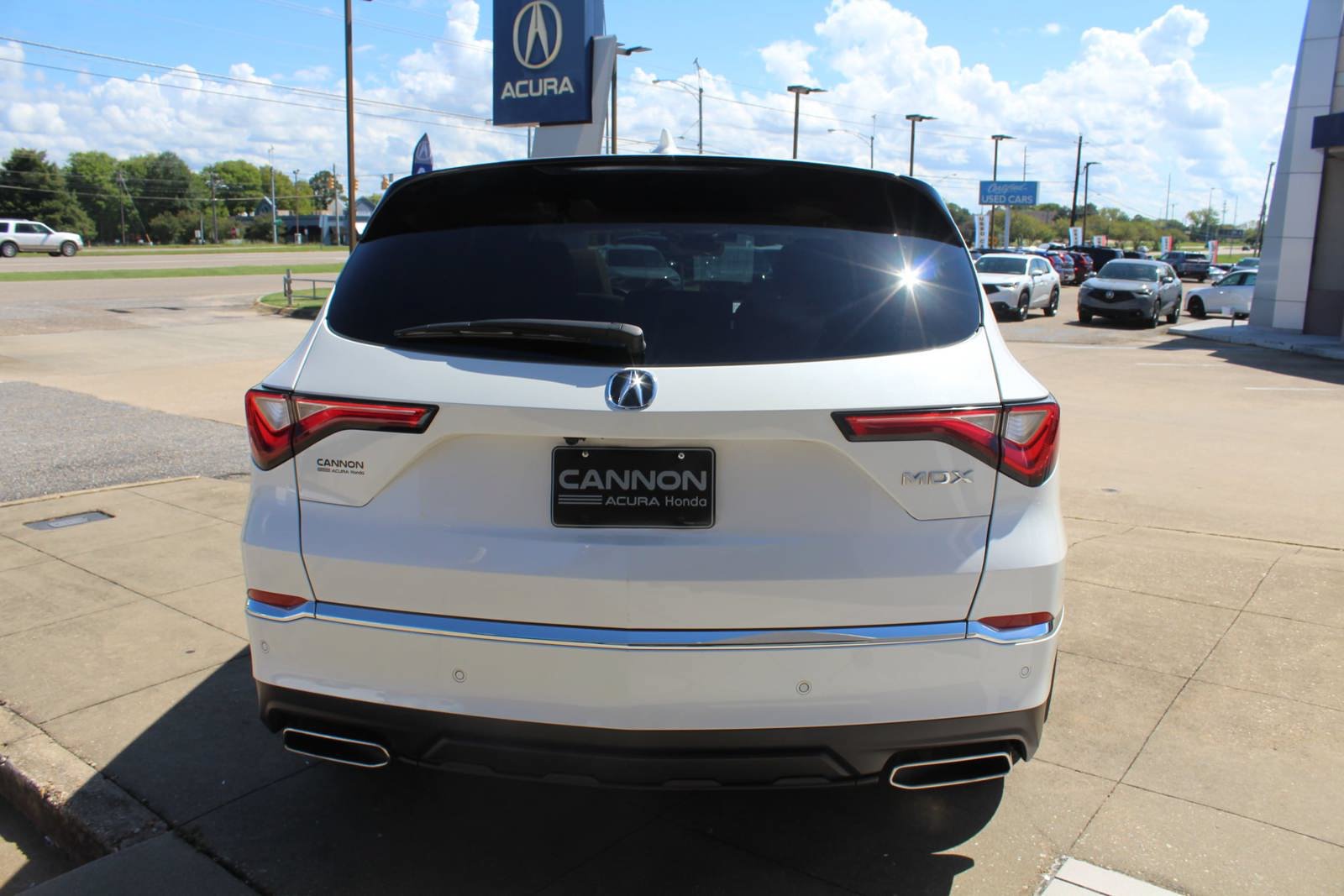 Certified 2023 Acura MDX w/ Technology Package FWD image 6
