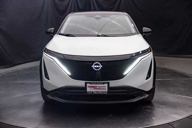 Used 2023 Nissan Ariya AWD image 3
