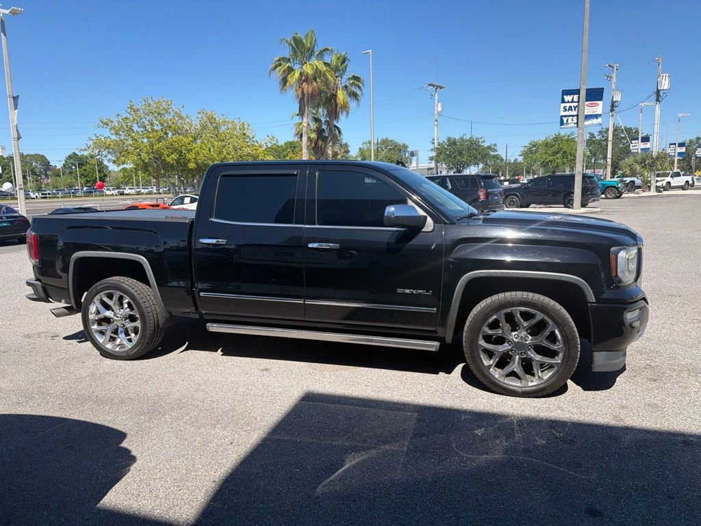 Used 2018 GMC Sierra 1500 Denali w/ Denali Ultimate Package AWD/4WD image 3