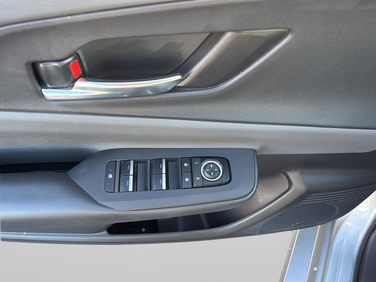 Used 2023 Toyota Prius XLE image 22