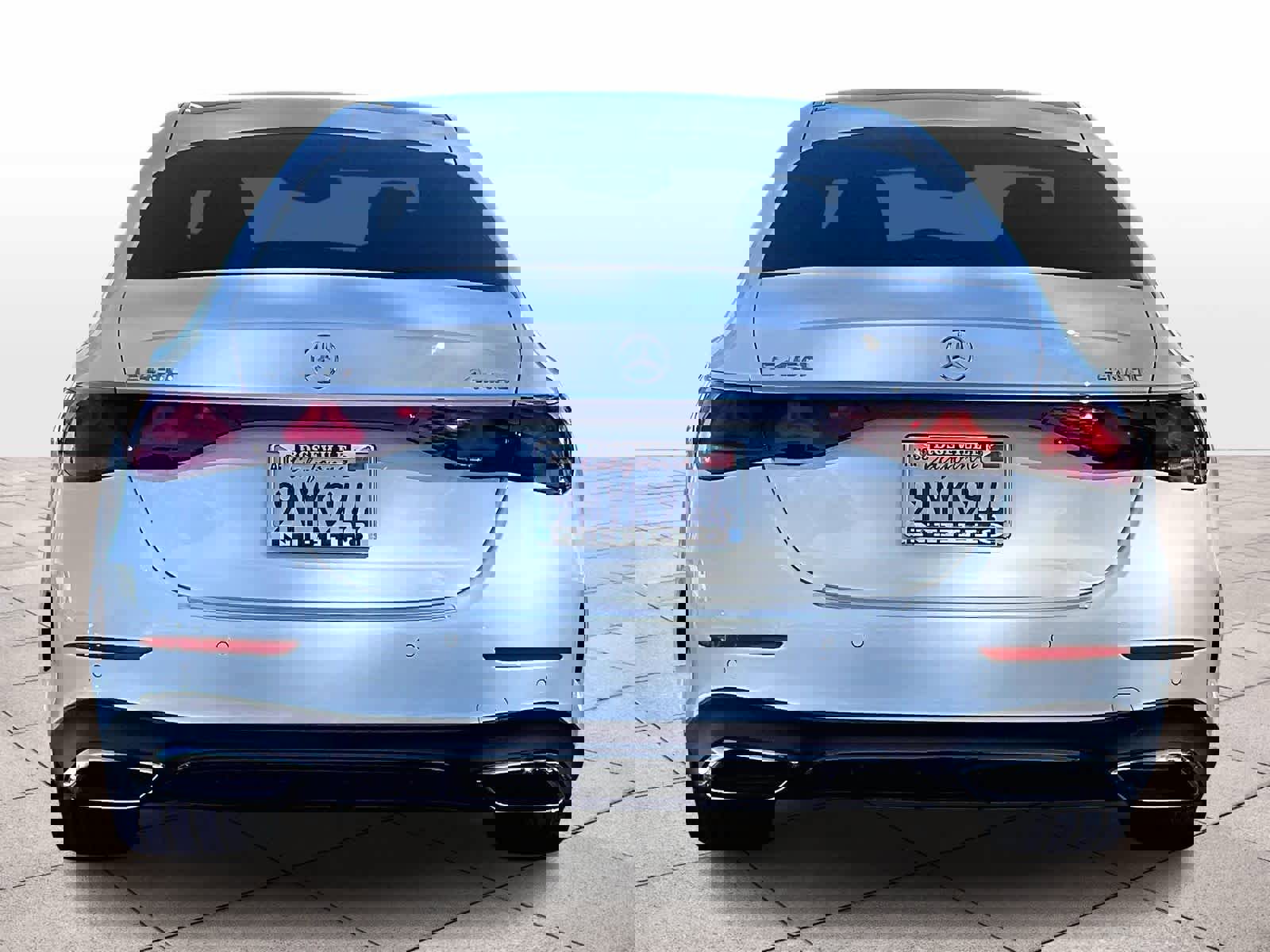 Used 2024 Mercedes-Benz E 450 4MATIC Sedan image 6