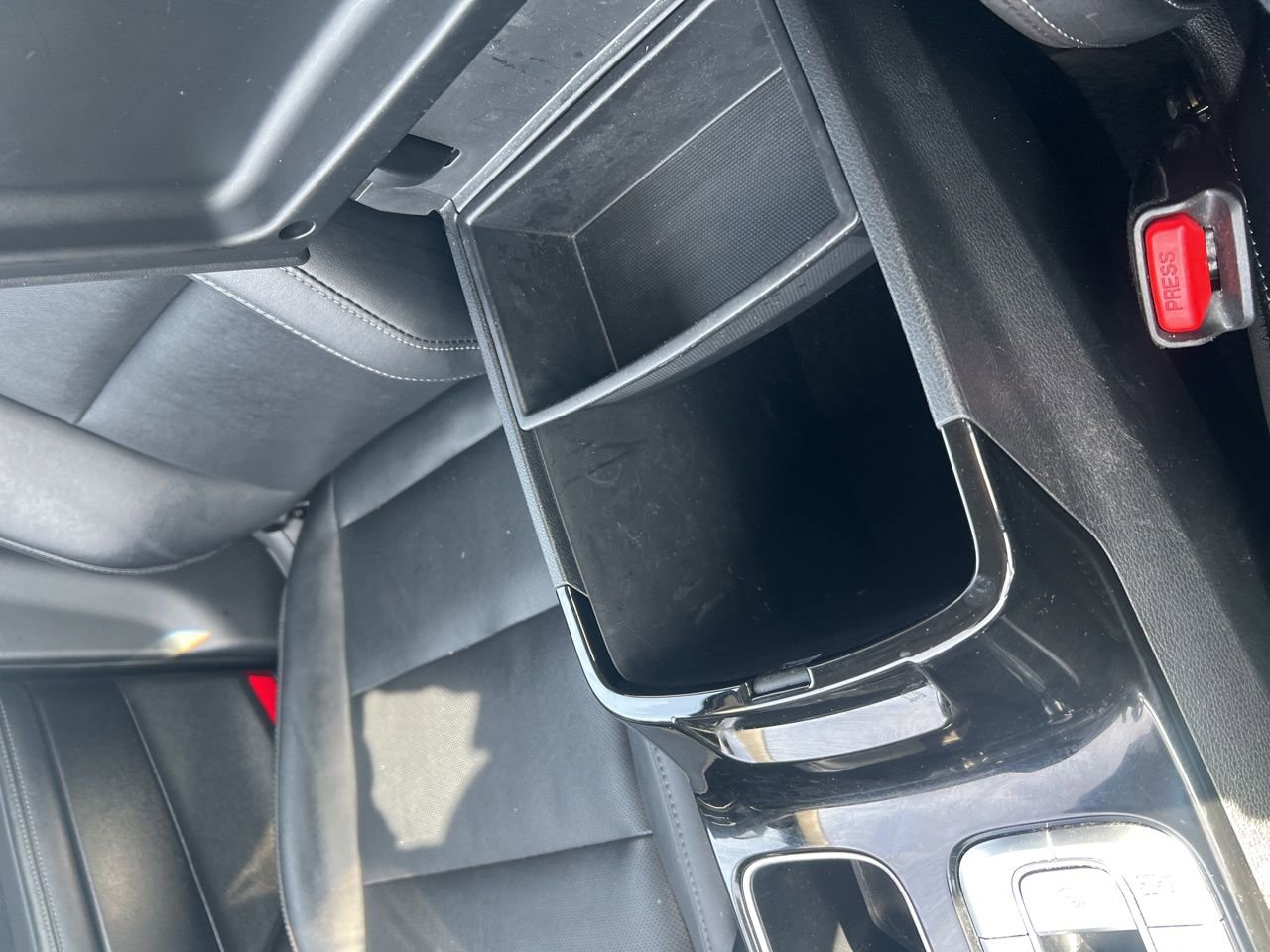 Used 2023 Kia Telluride S image 33