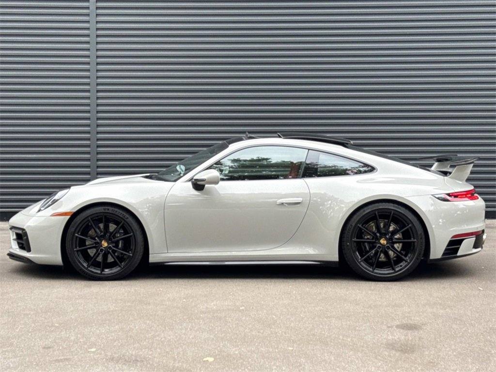 Used 2024 Porsche 911 Carrera S image 2