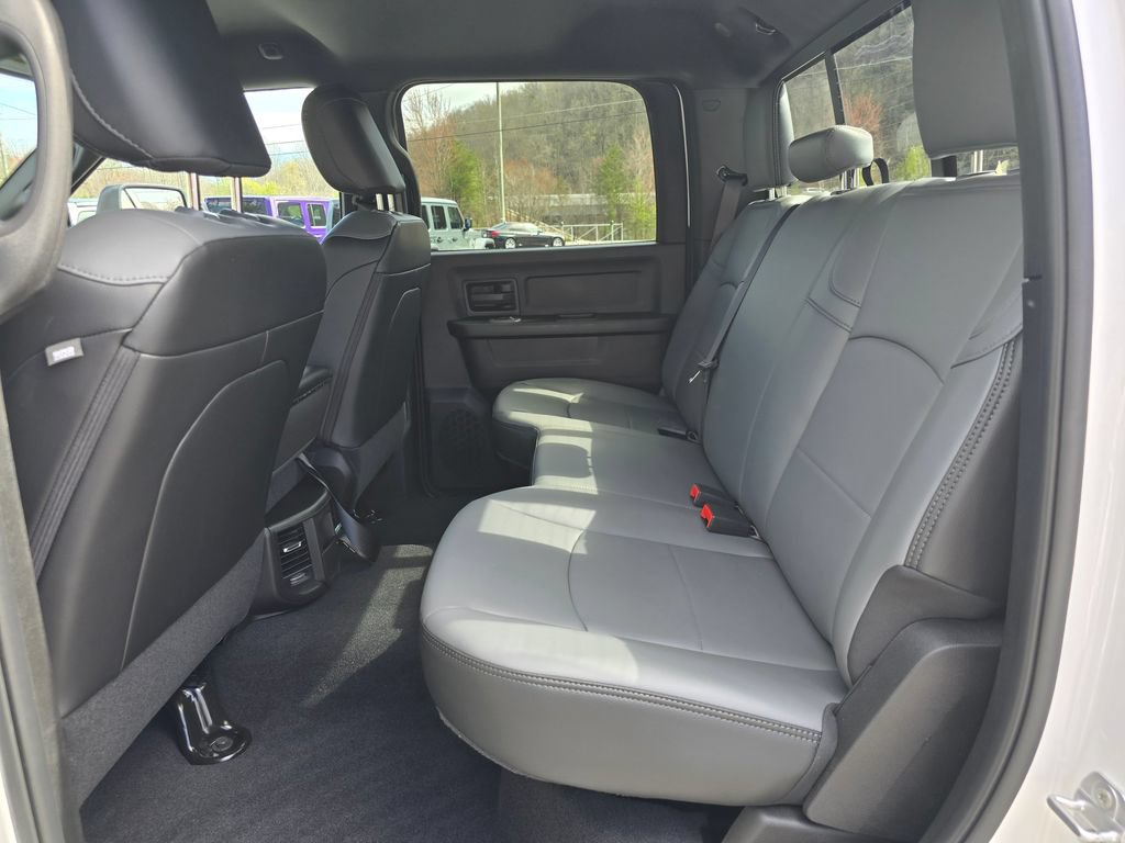 New 2026 RAM 3500 Tradesman AWD/4WD image 10