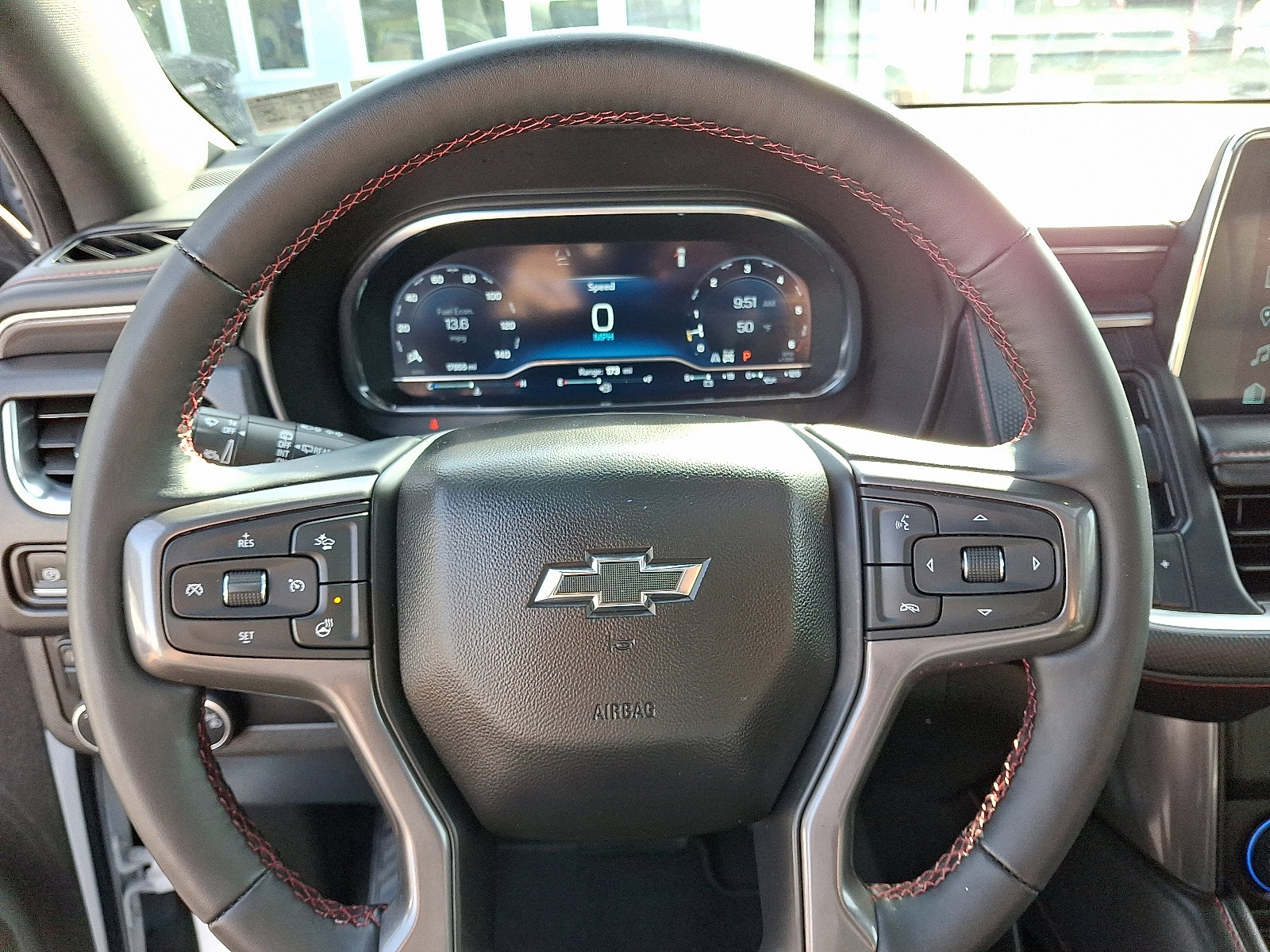 Certified 2024 Chevrolet Suburban RST w/ Luxury Package image 24