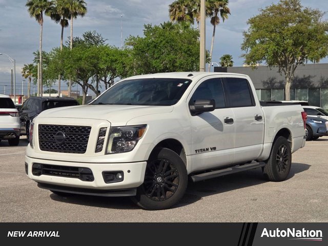 Used 2019 Nissan Titan SV w/ SV Convenience Package image 1