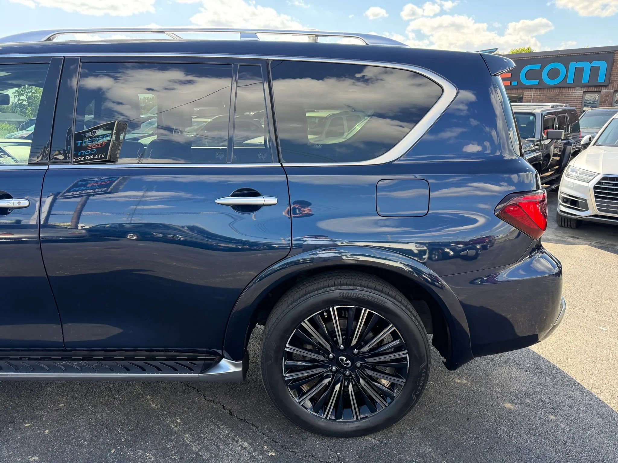 Used 2019 INFINITI QX80 Limited w/ All-Season Package AWD/4WD image 52