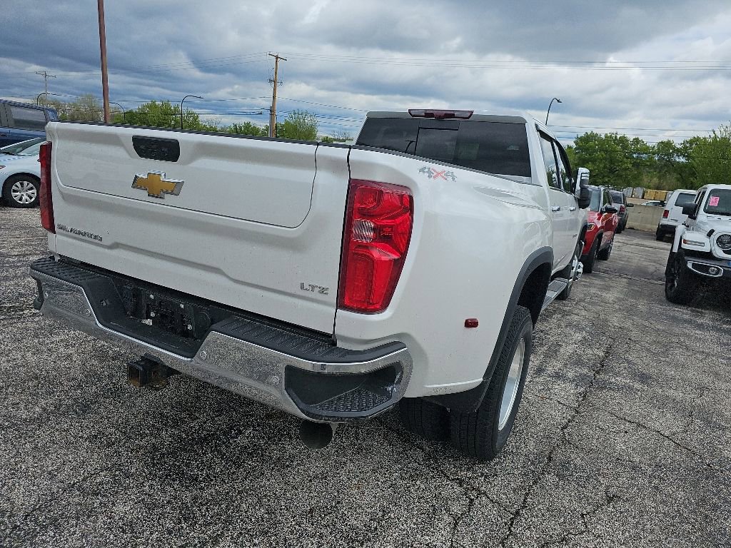 Used 2024 Chevrolet Silverado 3500 LTZ w/ LTZ Plus Package AWD/4WD image 13