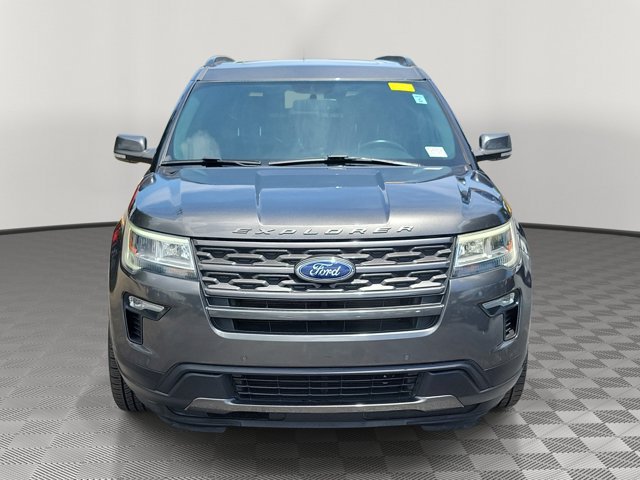 Certified 2018 Ford Explorer XLT w/ Equipment Group 202A FWD image 2