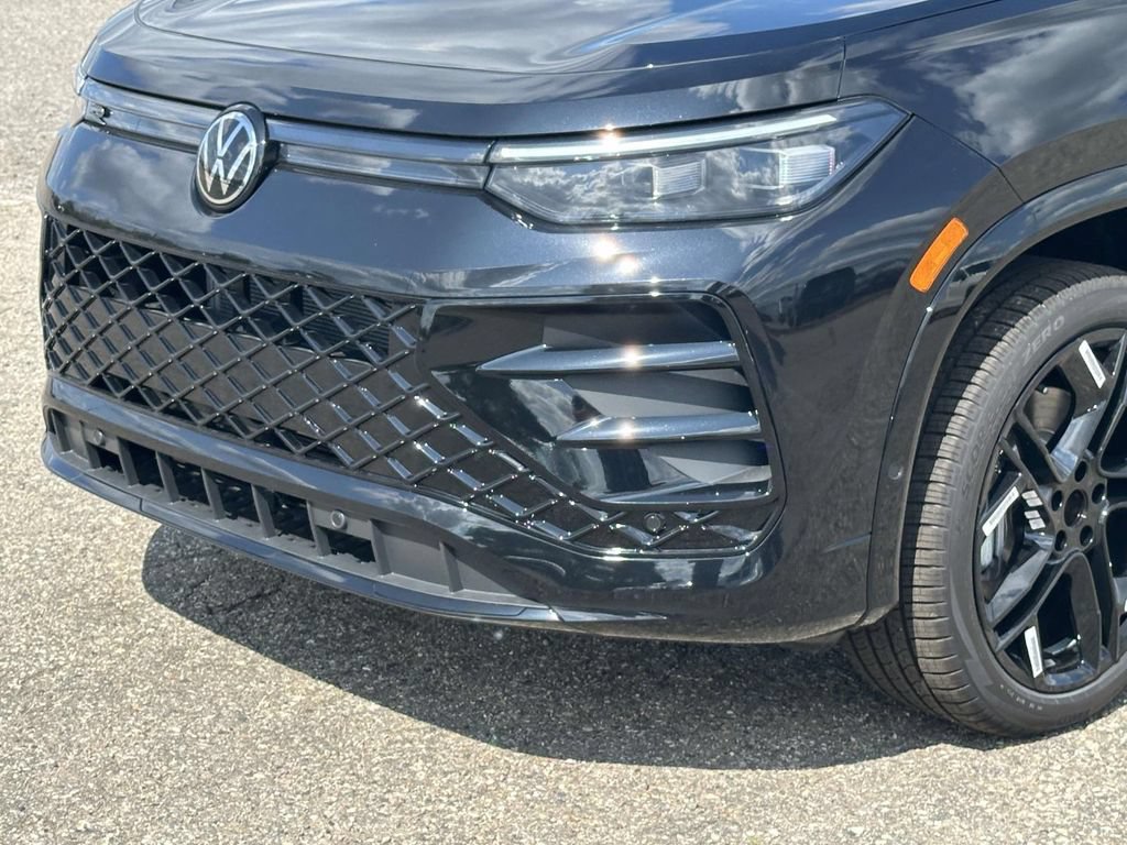 New 2026 Volkswagen Tiguan SE R-Line AWD/4WD image 6